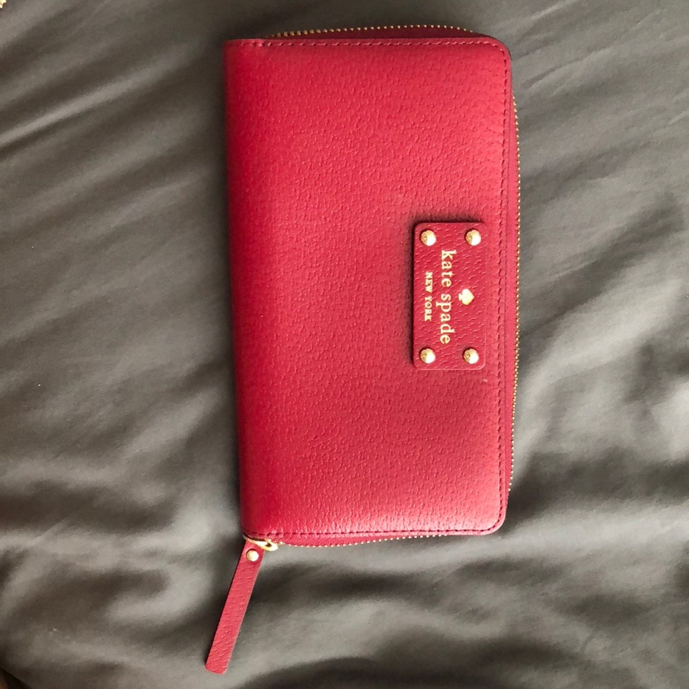 New burgundy kate spade wallet